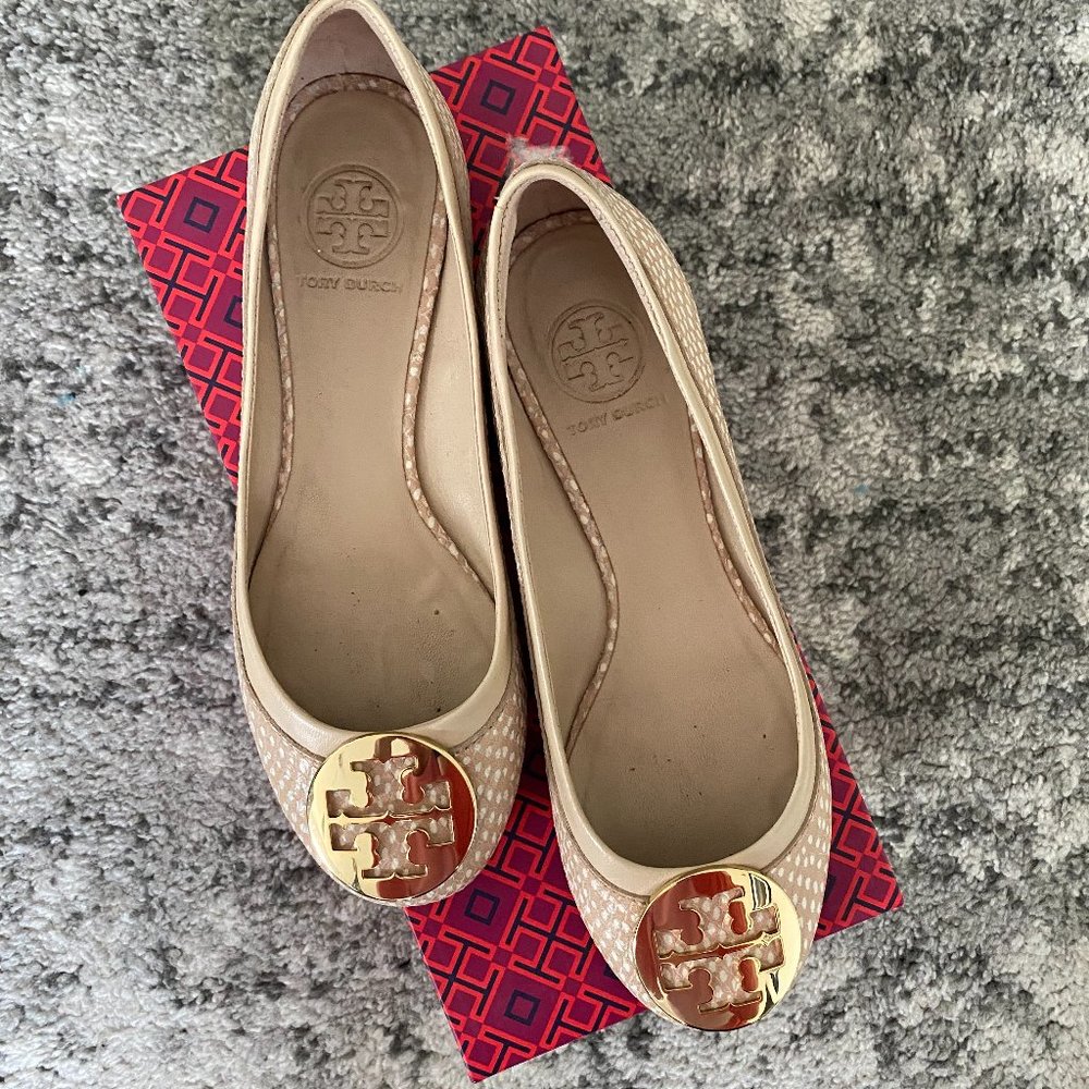 Tory Burch Reva Flat Polka Dot Snake Spring Dune - Picture 6 of 14